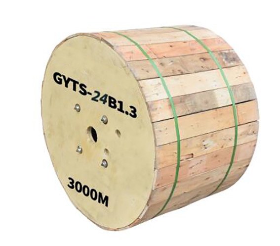 Núcleos exterior de fibra ótica G652D do cabo GYTS-24B1.3 do único modo 24 para uma comunicação