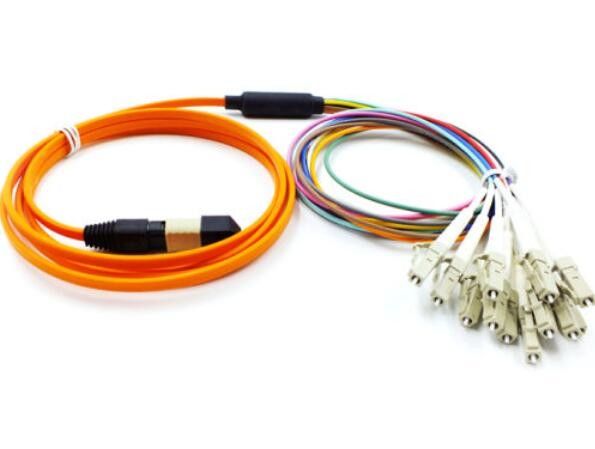 Fibra ótica multimodo MPO 0.9mm MPO ao cabo do LC com perda de retorno 55dB