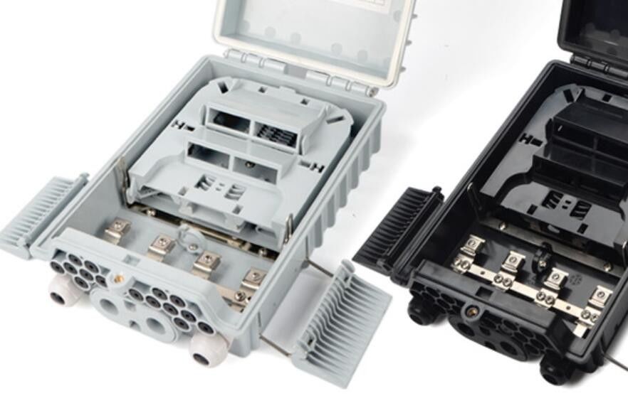 Porto exterior de Ftth 2 Inlet+Mid-Span da parede da fibra ótica da caixa comum, tomada 16 para os cabos pendentes