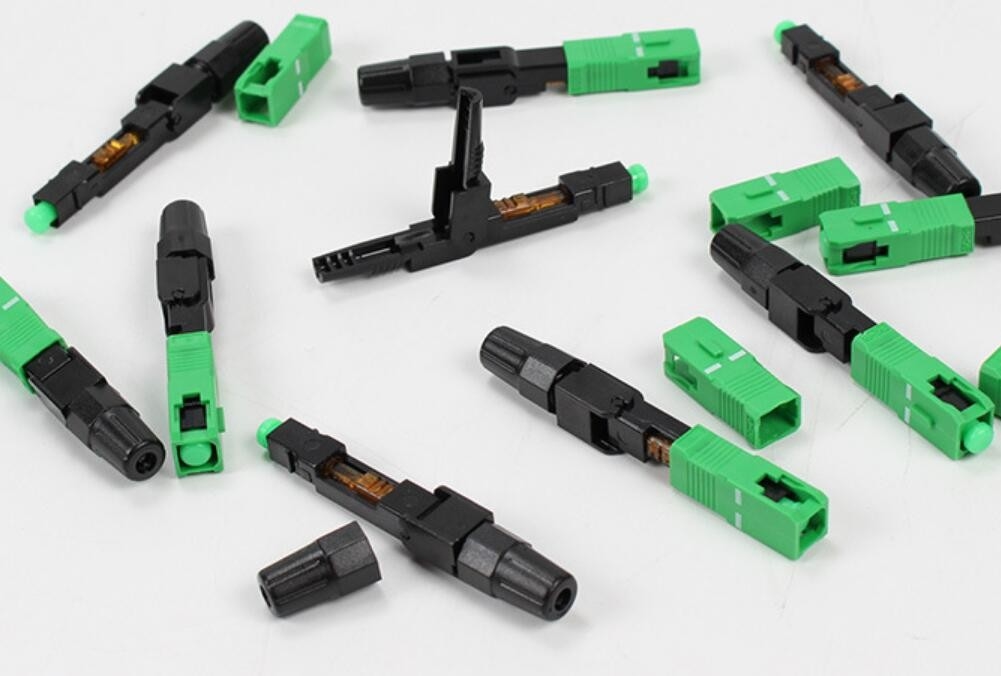 Única perda de inserção rápida encaixada 0.3DB do conector do SC APC do molde que lustra Stype